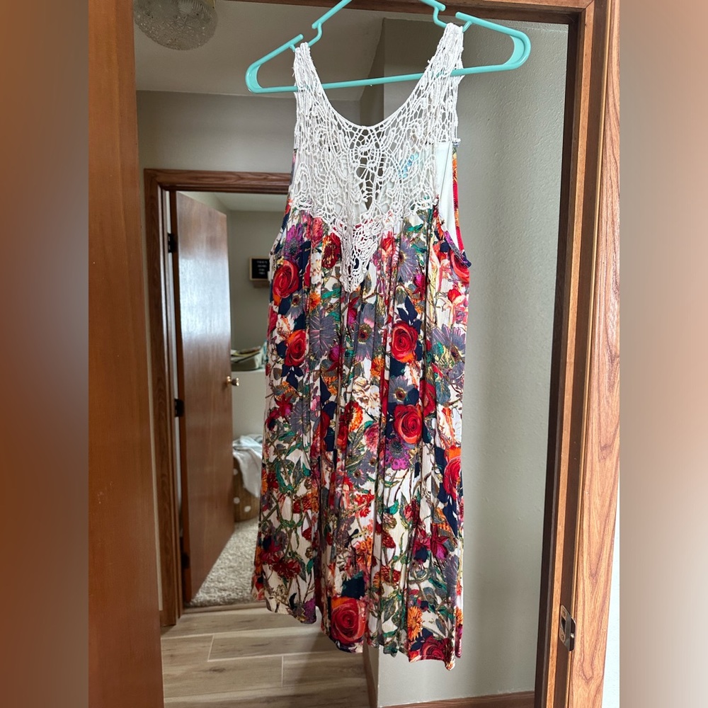 She & Sky floral and lace dress. Size medium